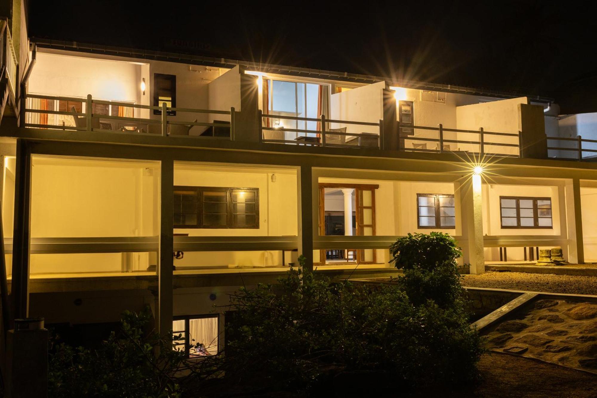 Hotel Zeilan Sunset Point ウナワトゥナ エクステリア 写真