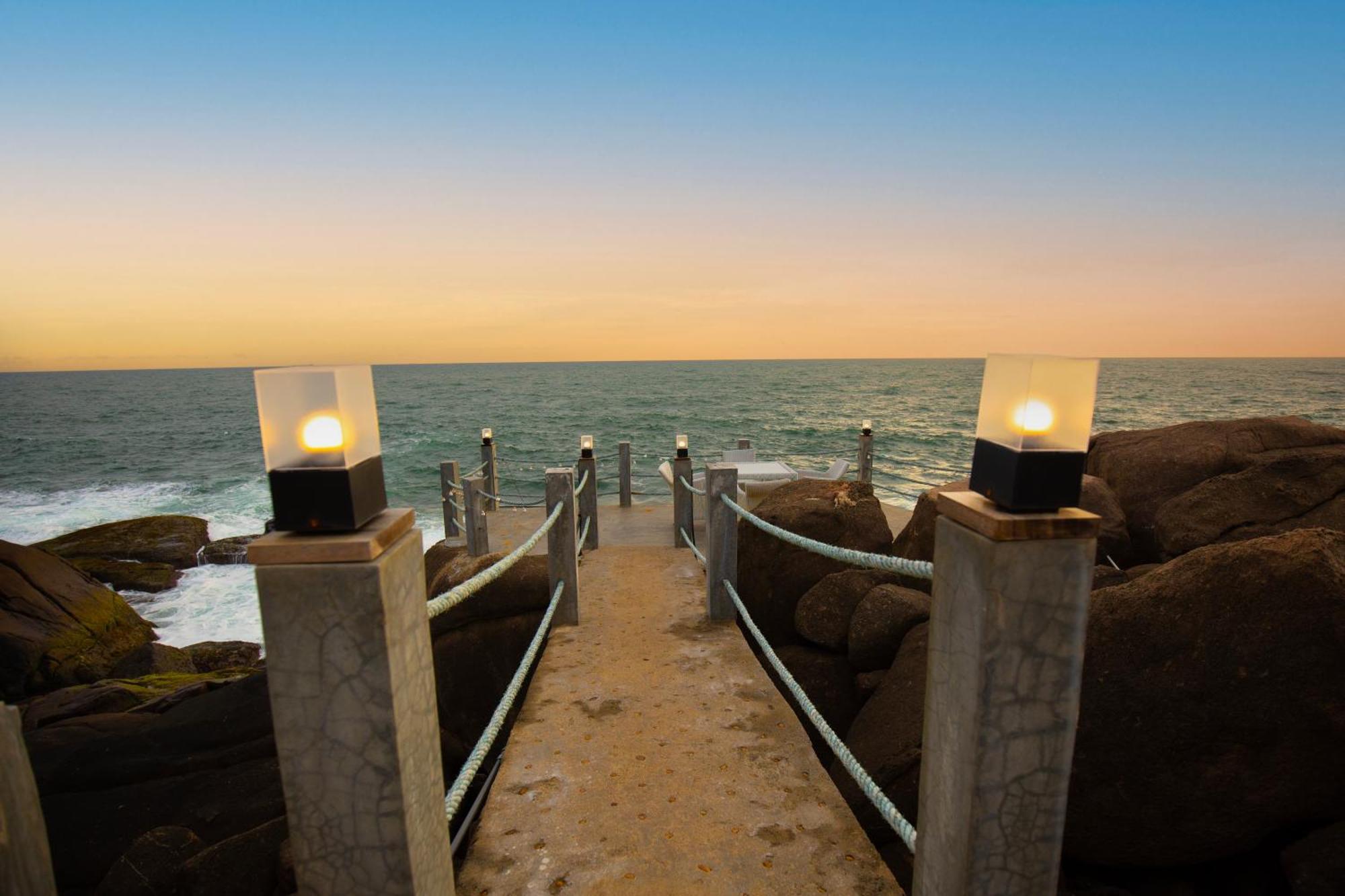 Hotel Zeilan Sunset Point ウナワトゥナ エクステリア 写真