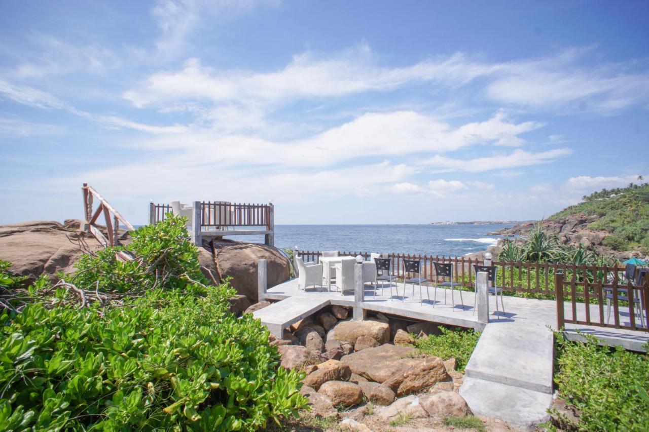 Hotel Zeilan Sunset Point ウナワトゥナ エクステリア 写真